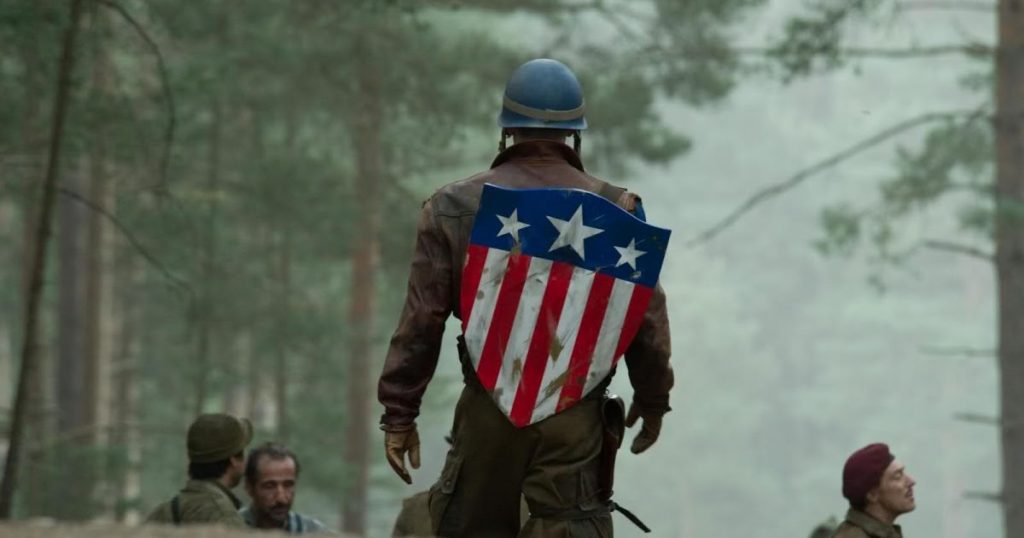Chris Evans dans le rôle de Captain America