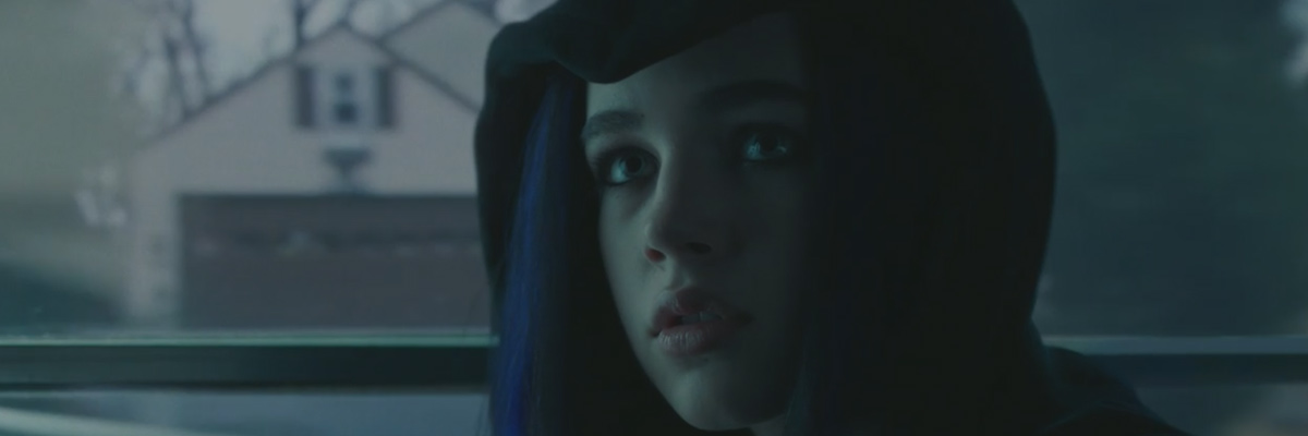 Raven dans la série Titans pour DC Unisverse