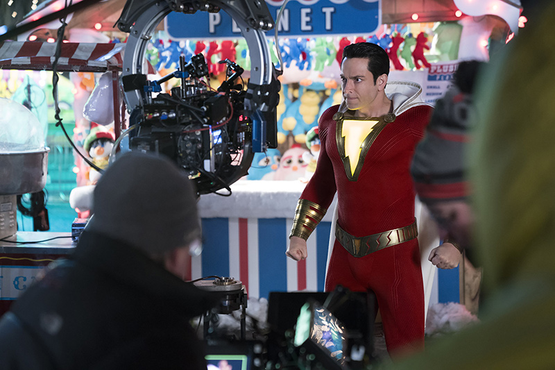 Zachary Levi dans Shazam!