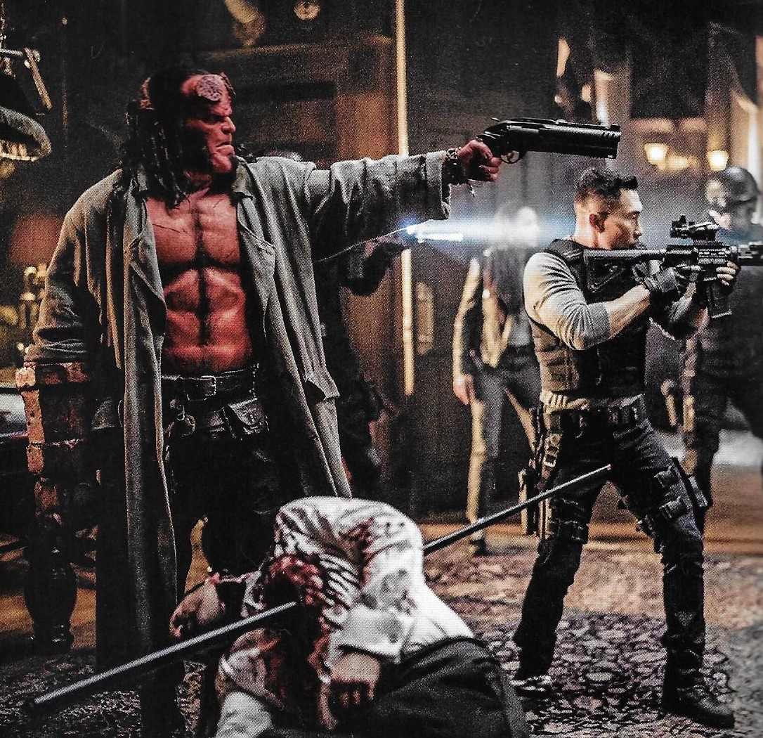 Hellboy (David Harbour) et le Major Ben Daimio (Daniel Dae Kim)