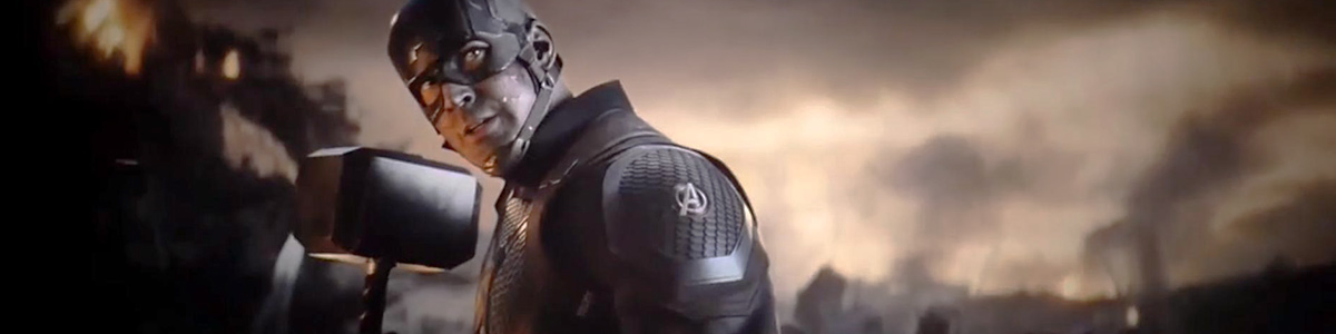Captain America (Chris Evans) avec Mjolnir dans Avengers: Endgame