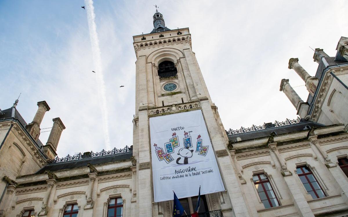 Centre ville d'Angoulême, capitale de la bande dessinée.