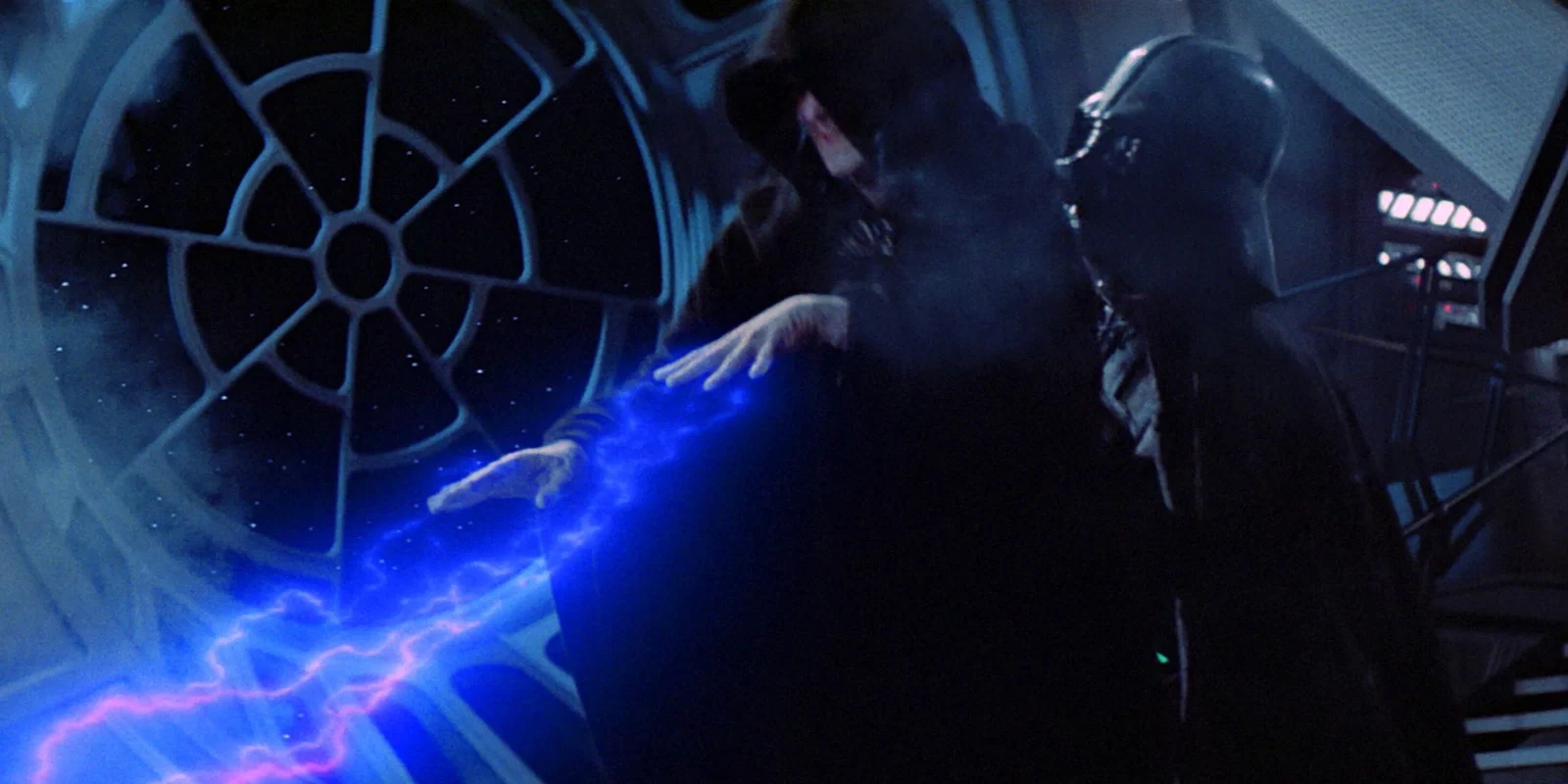 Dark Vador attrape Palpatine.