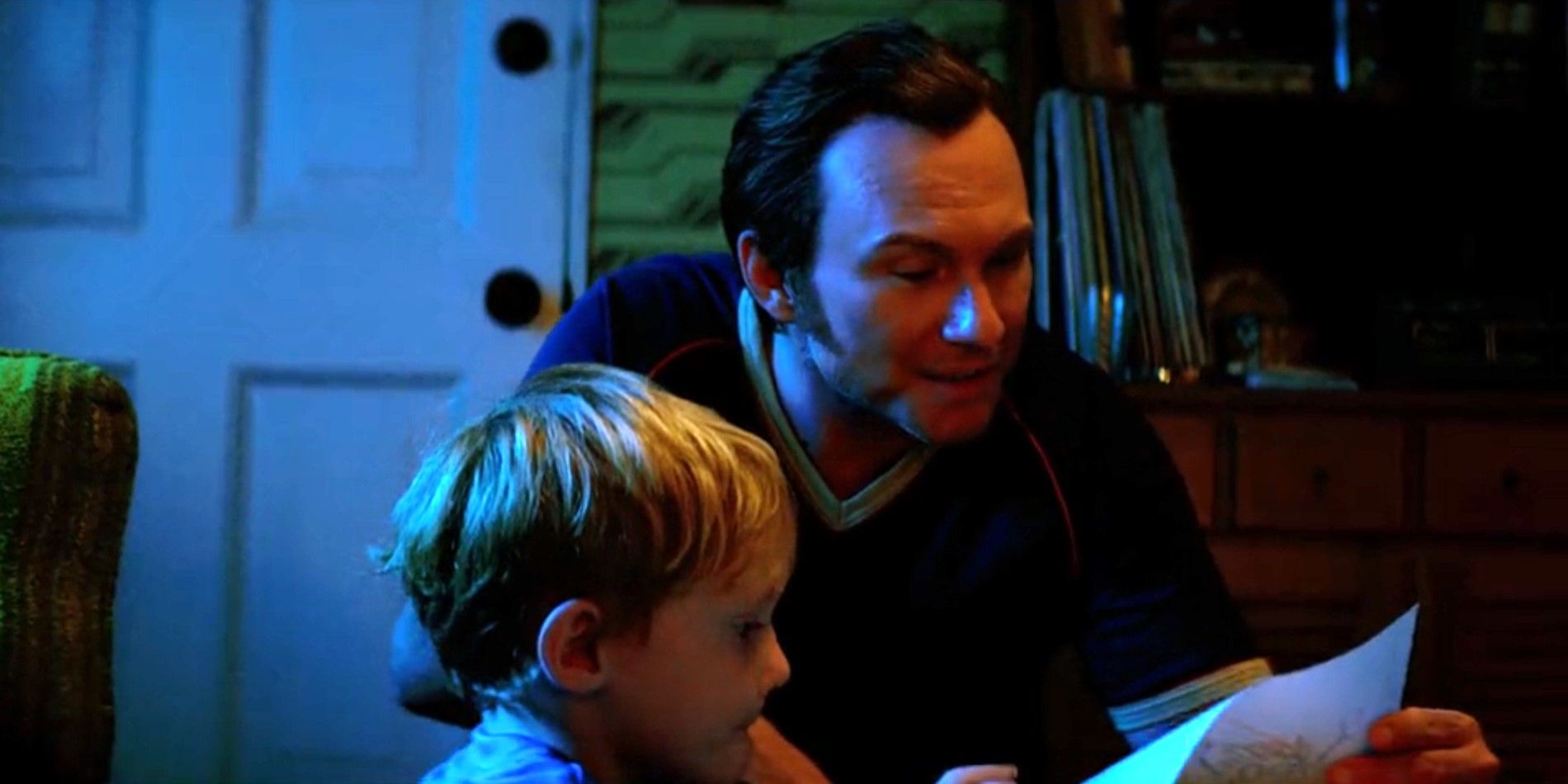 Harry Morgan (Christian Slater) et Dexter dans Dexter: Original Sin