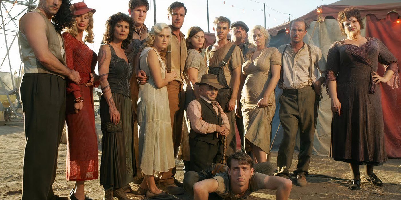 La troupe dans La Caravane de l'Étrange.
