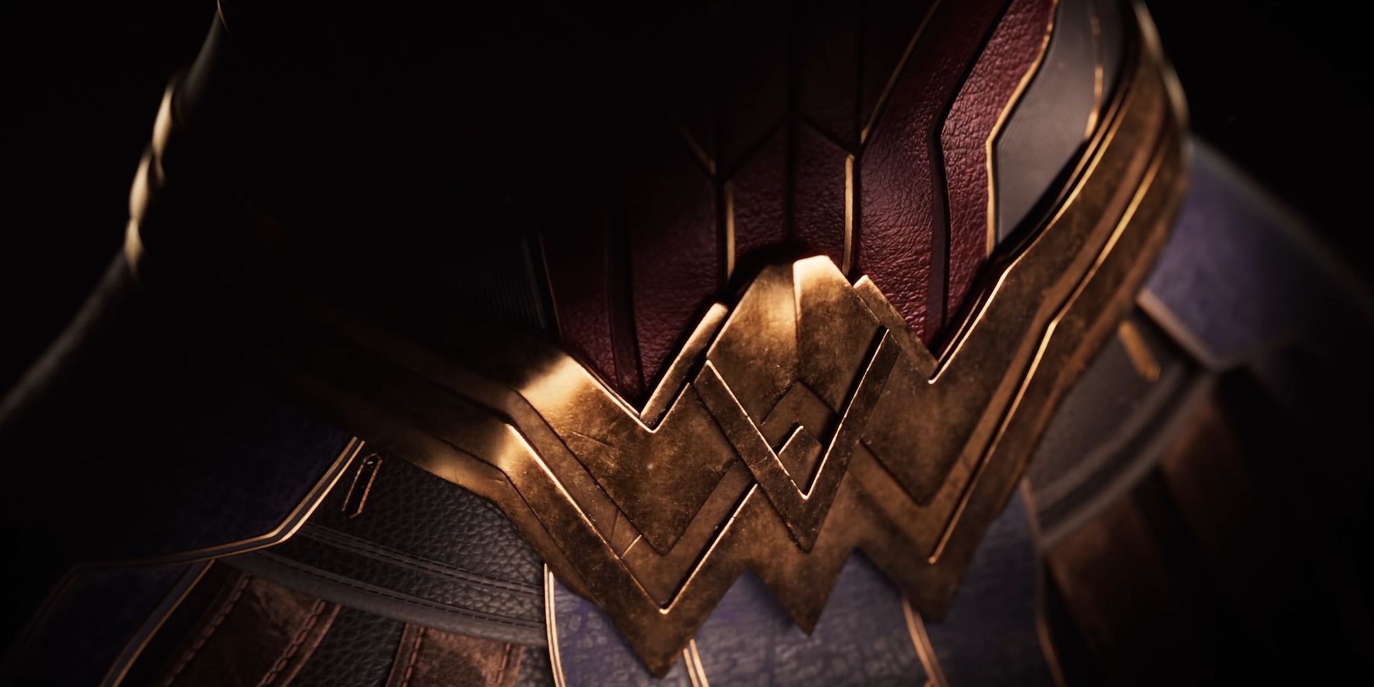 Gros plan sur la ceinture de Wonder Woman