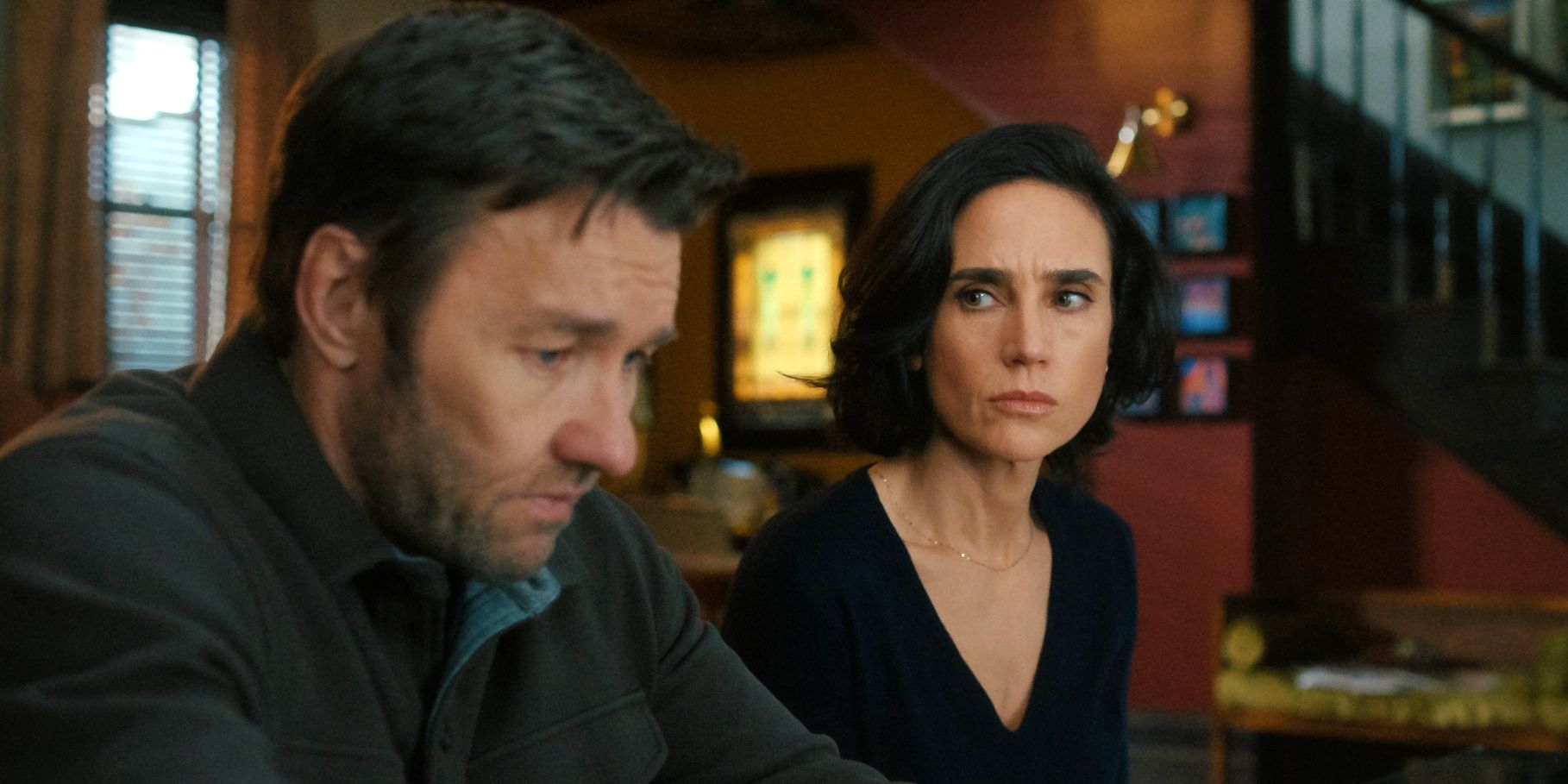 Joel Edgerton et Jennifer Connelly dans Dark Matter, disponible sur Apple TV+.