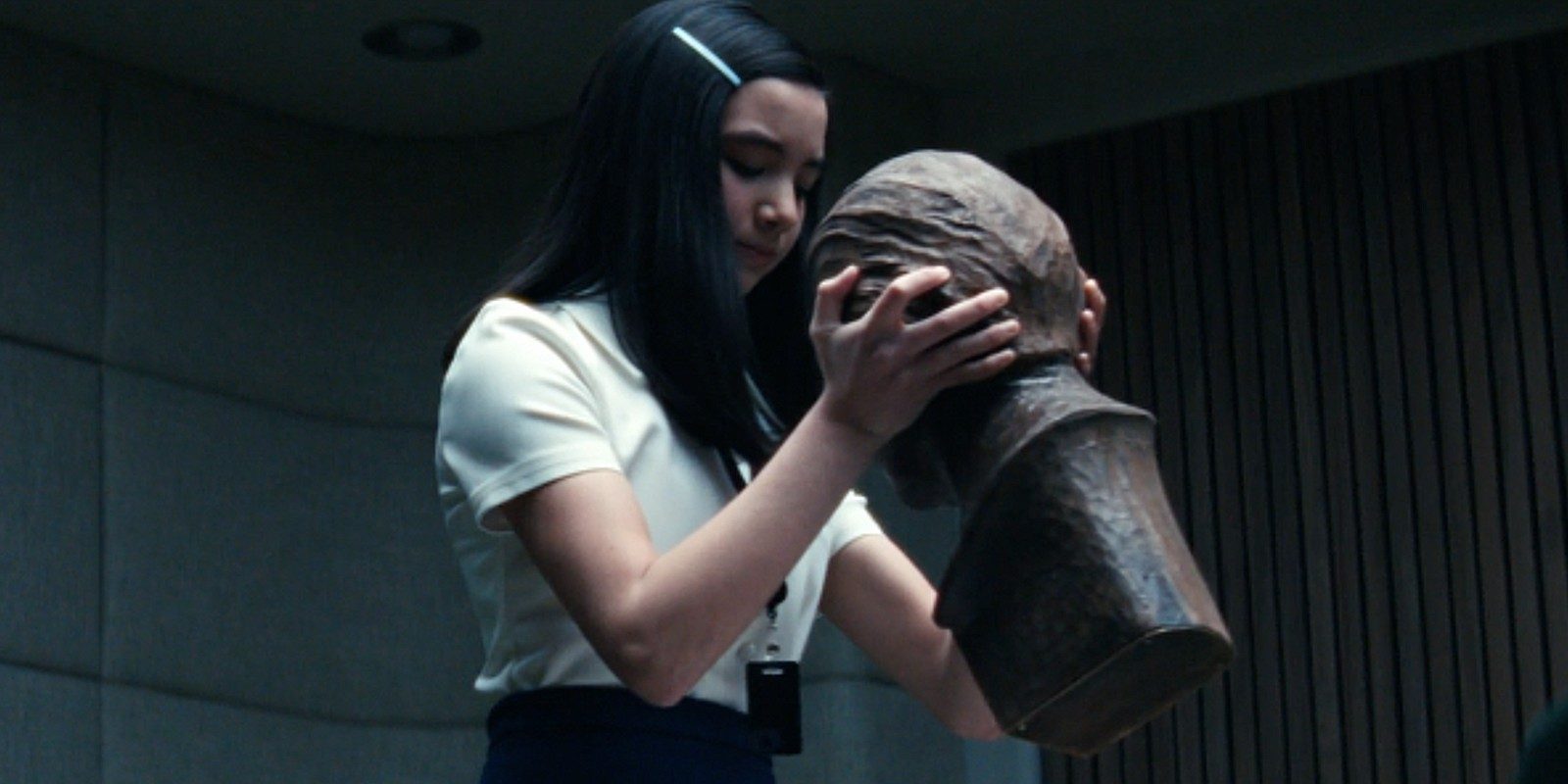 Mlle Huang dans la saison 2 de Severance.