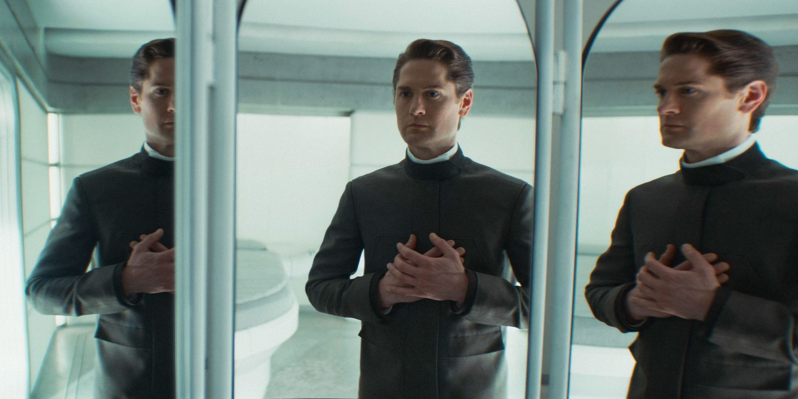 Syril (Kyle Soller) dans Andor, saison 2 épisode 3.