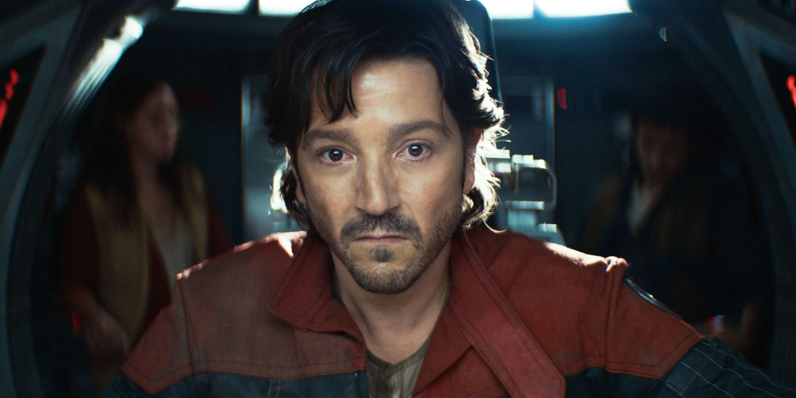 Cassian Andor (Diego Luna) dans le TIE Fighter volé.