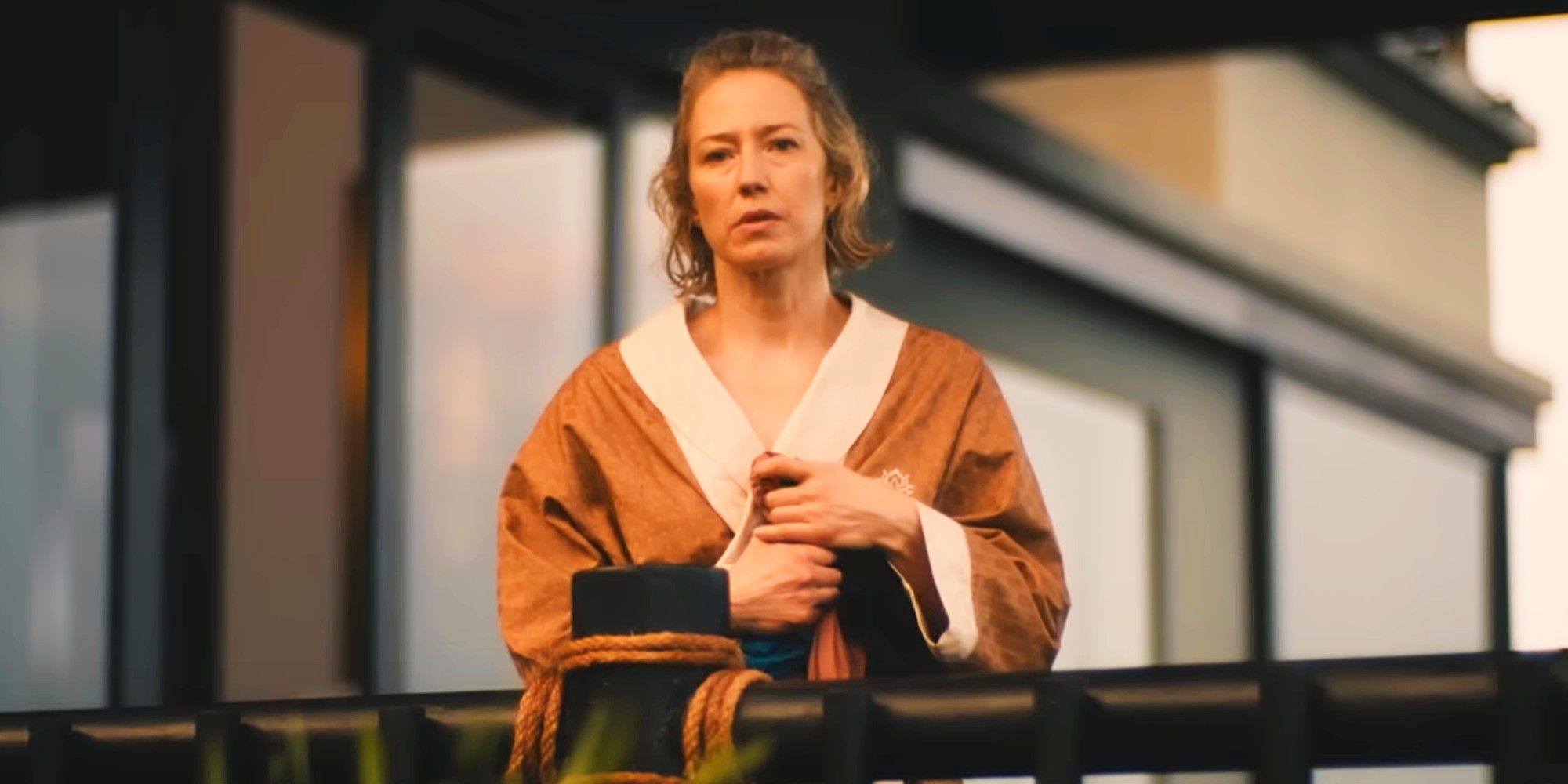 Laurie (Carrie Coon) et ses amies auront aussi appris une leçon durant leur séjour en Thaïlande.