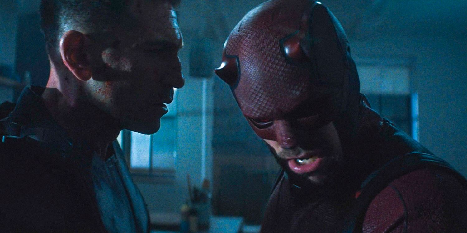 Punisher (Jon Bernthal) surnomme Daredevil (Charlie Cox) "Red".