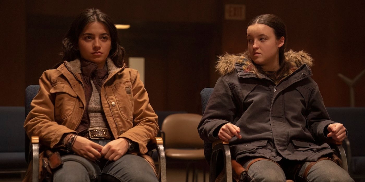 Ellie (Bella Ramsey) et Dina (Isabela Merced) dans The Last of Us.