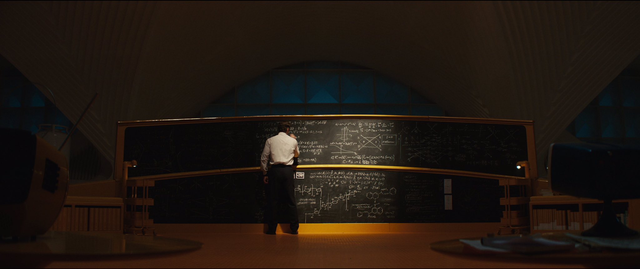 Reed Richards (Pedro Pascal) a attiré Galactus avec ses expériences sur l'espace-temps.
