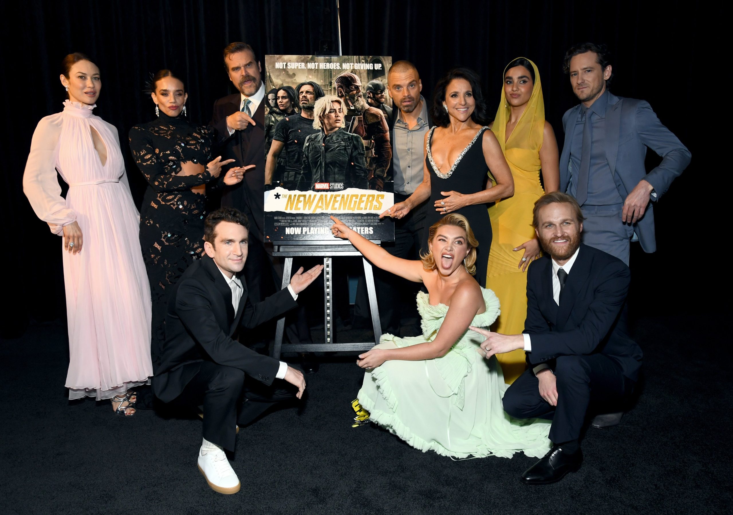 L'ensemble du casting du film Thunderbolts* réuni à Los Angeles pour annoncer le nouveau titre du film : The New Avengers.
