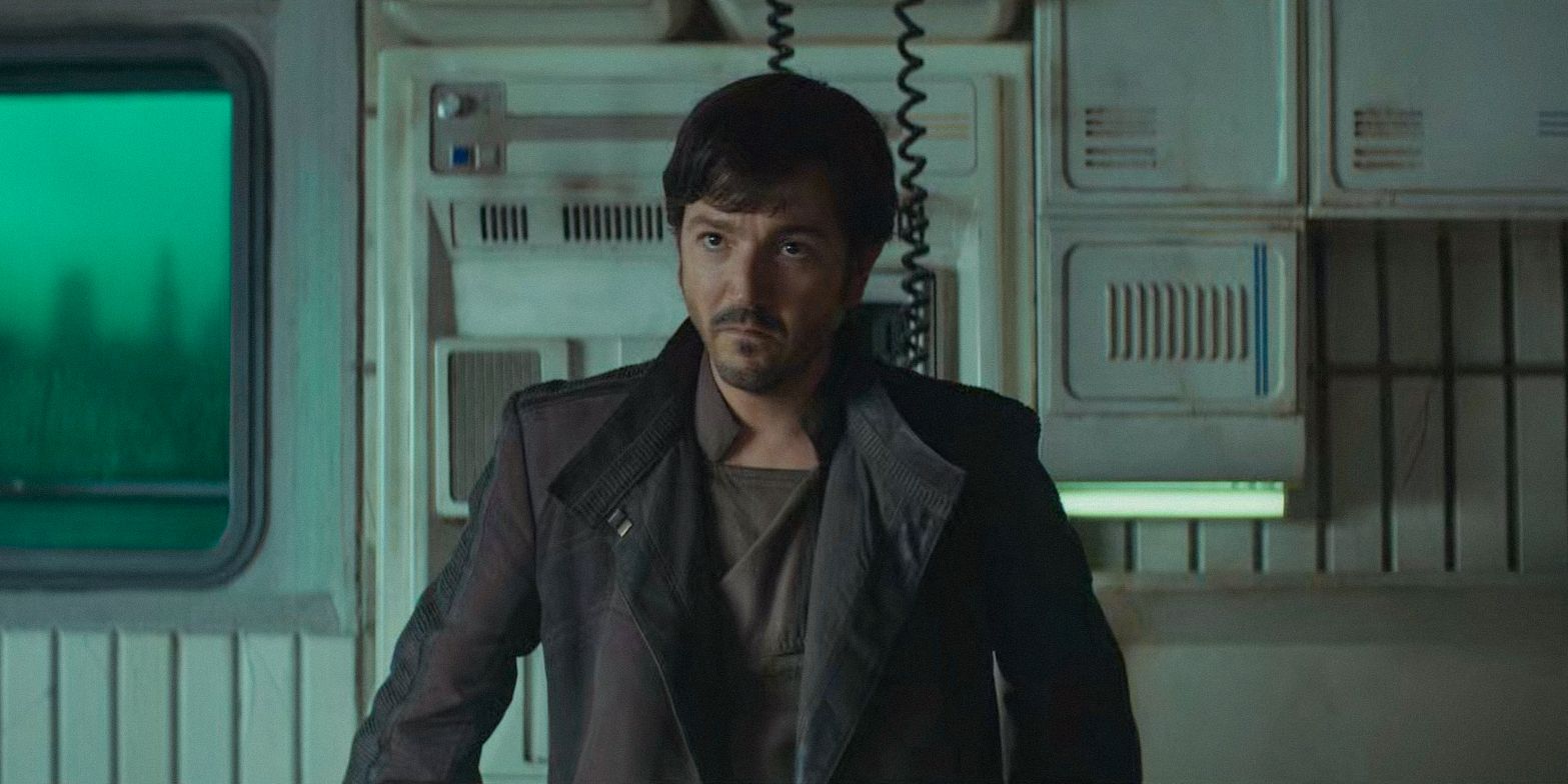 Cassian (Diego Luna) dans Andor saison 2.