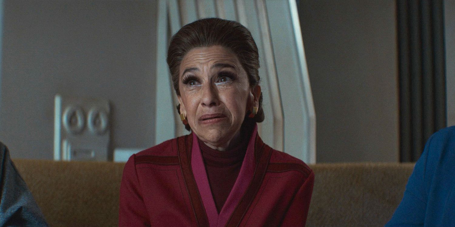 Eedy Karn (Kathryn Hunter), la mère de Syril.