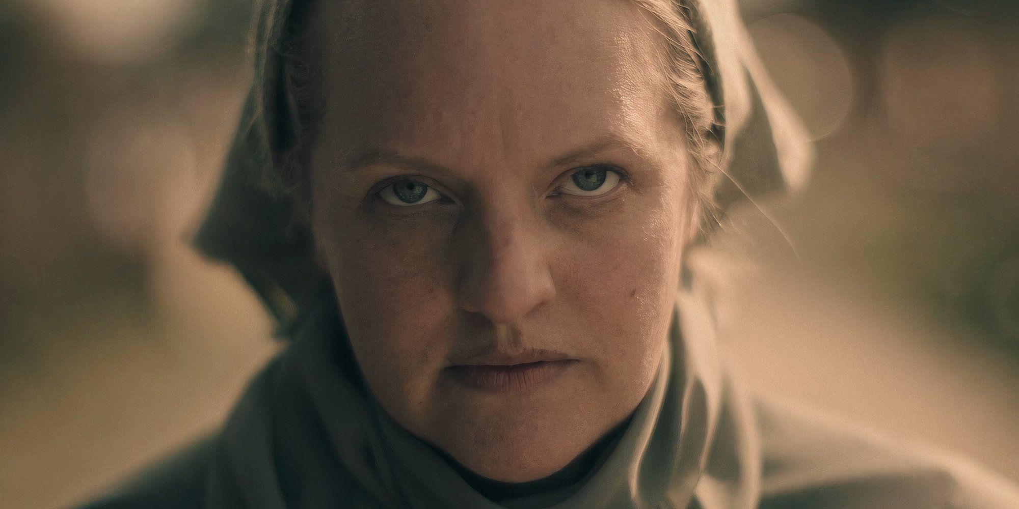 June (Elisabeth Moss) dans la saison 6 de The Handmaid’s Tale : La Servante écarlate.