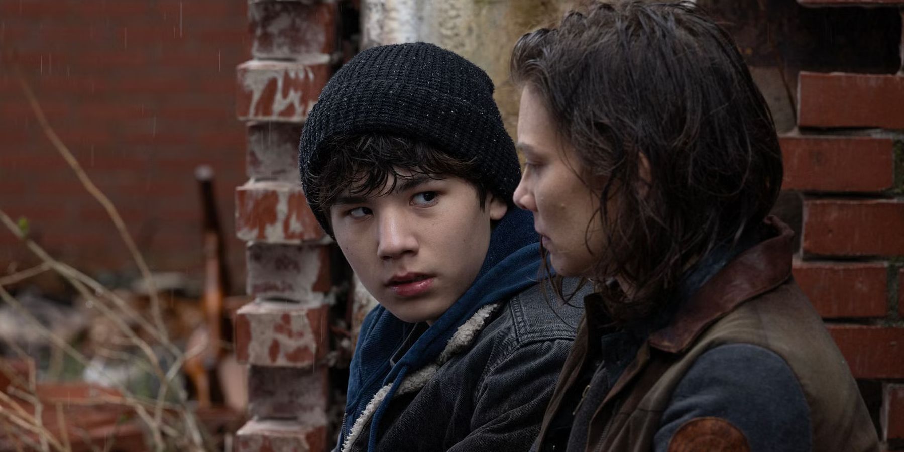 Maggie et Hershel dans la saison 2 de Dead City, le spin-off de The Walking Dead.