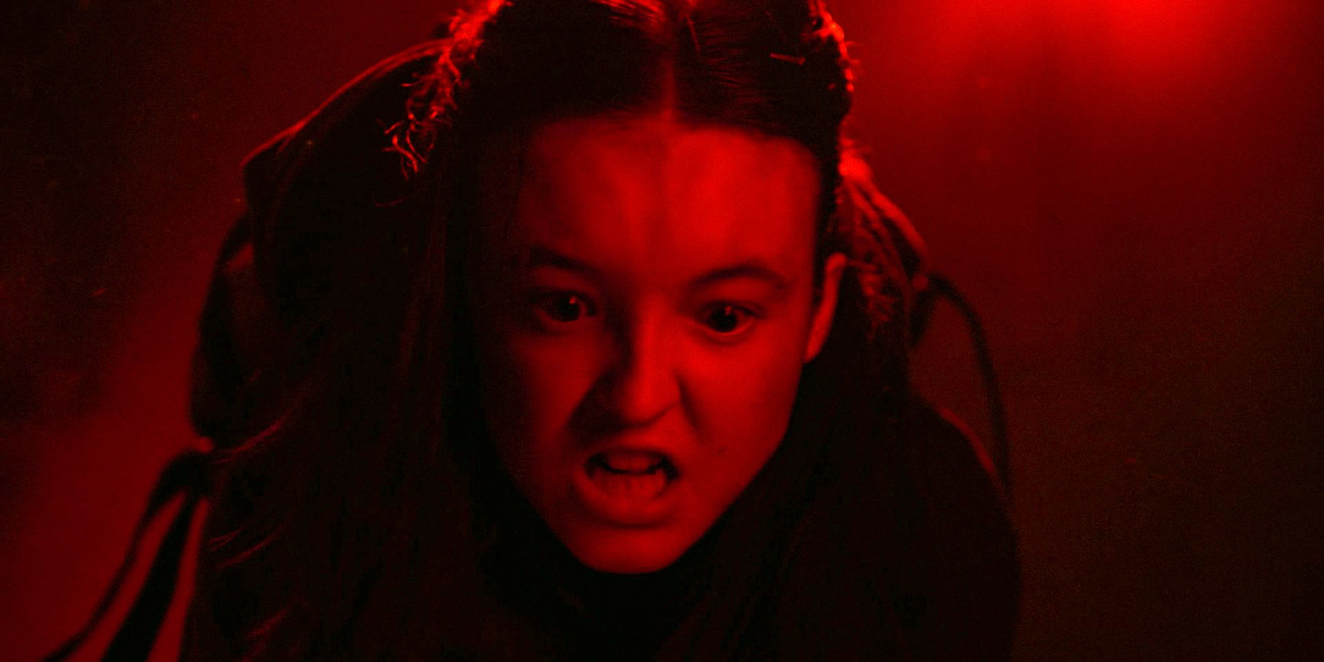 Bella Ramsey dans le rôle d'Ellie.