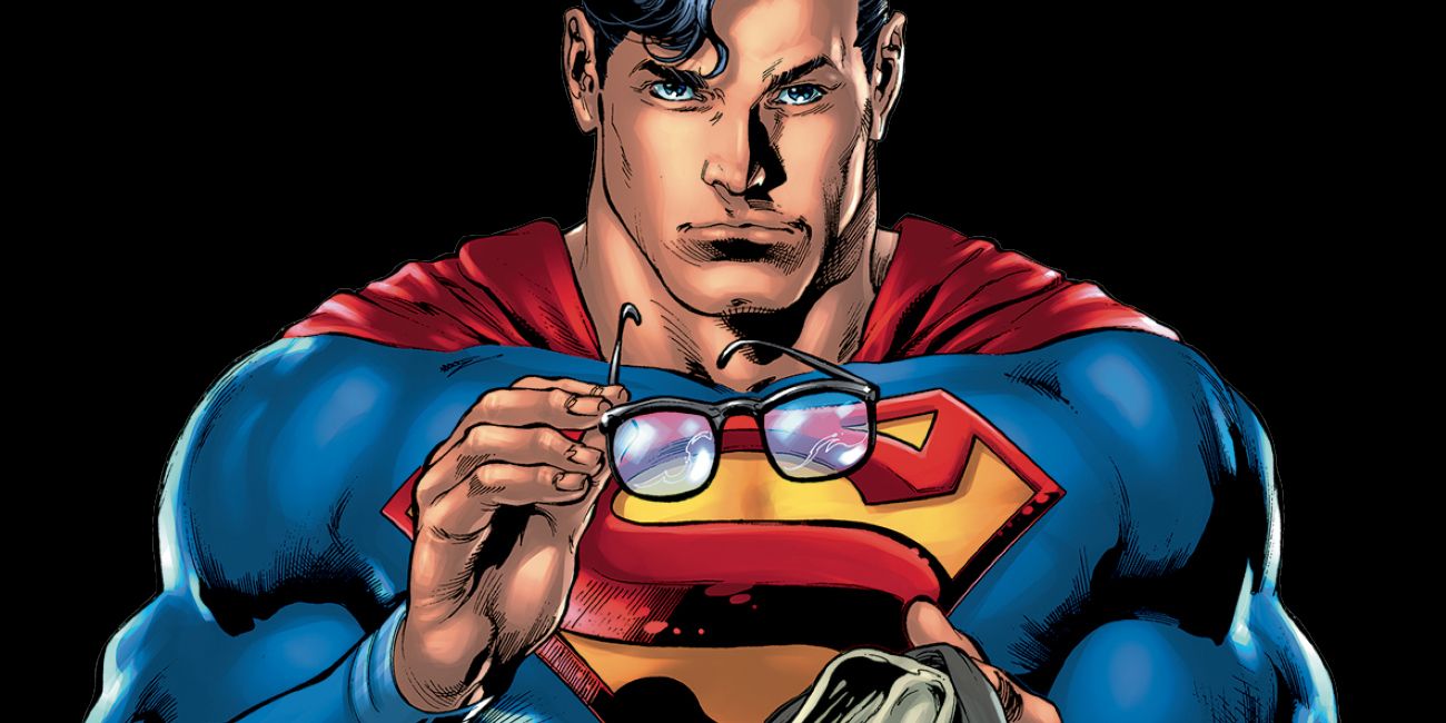 Superman enlevant ses lunettes dans les comics DC.
