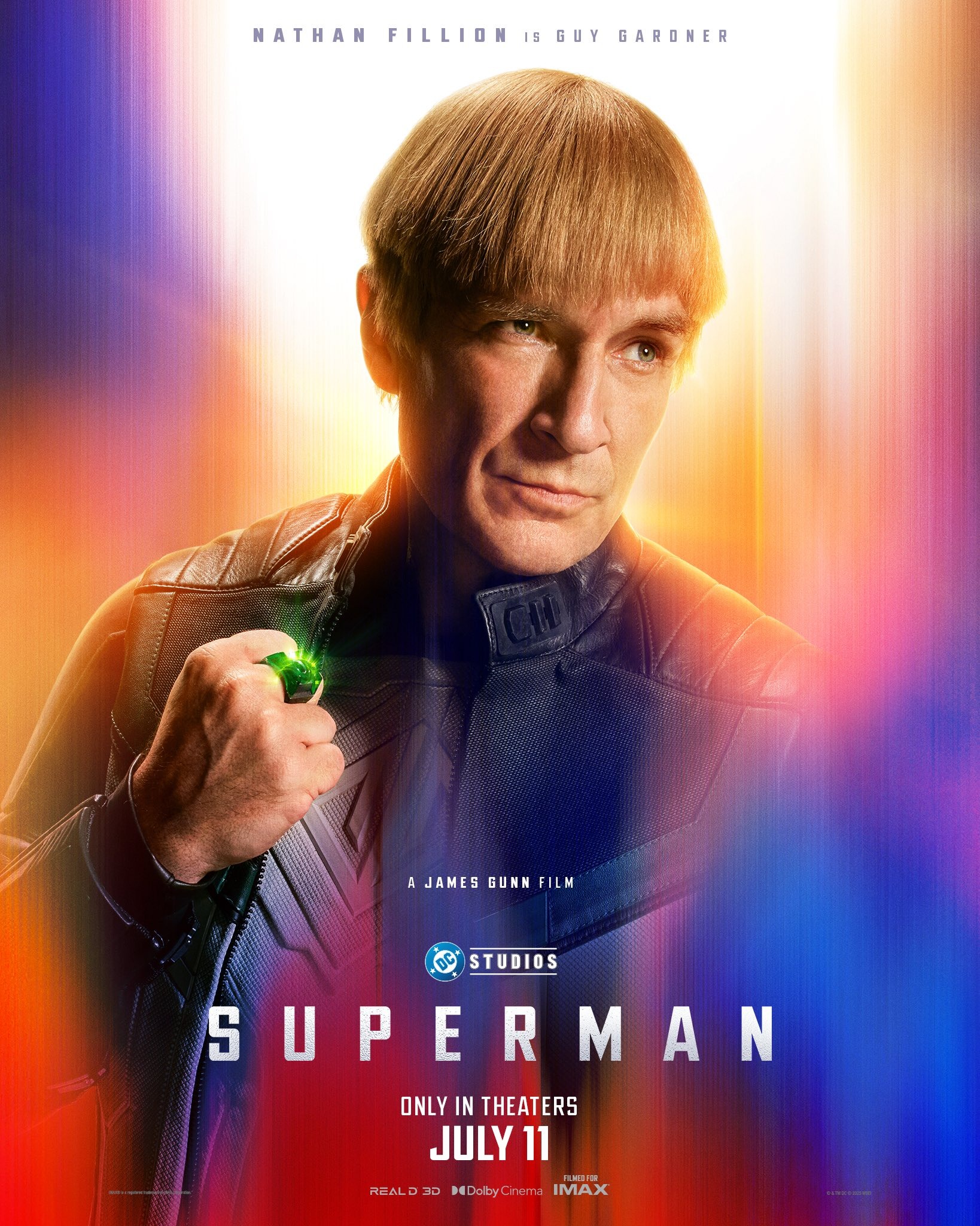 Nathan Fillion est le Green Lantern au sale caractère, Guy Gardner.
