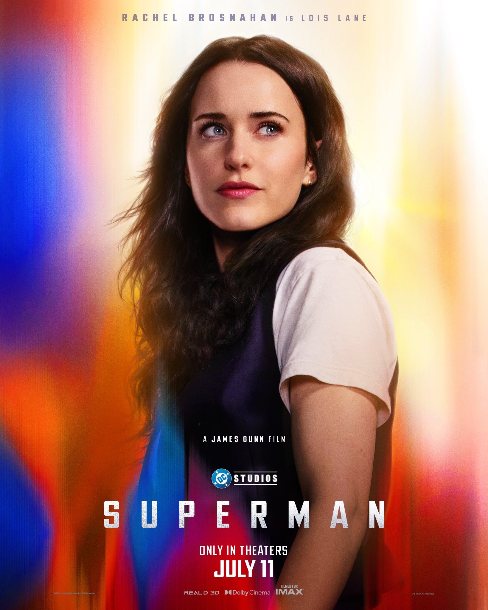 Rachel Brosnahan est Lois Lane.