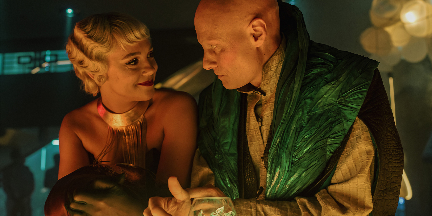 Synnøve Karlsen et Tómas Lemarquis dans l'épisode 3 de la saison 3 de Foundation.