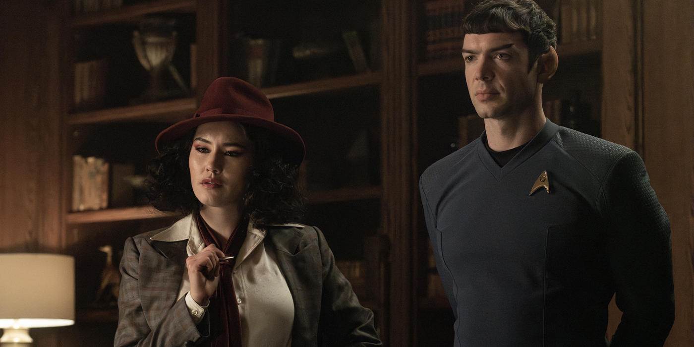  Christina Chong dans le rôle de La'an et Ethan Peck dans celui de Spock dans l'épisode 4 de la saison 3 de Strange New Worlds.