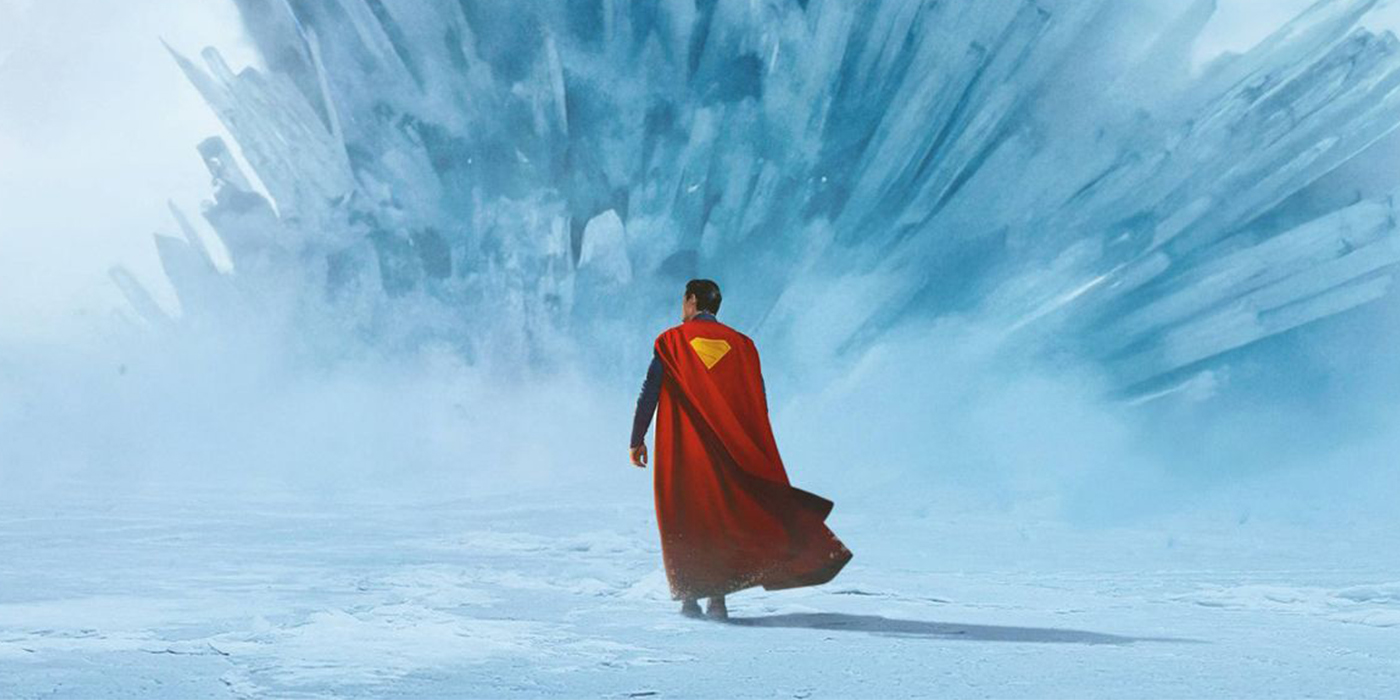 Superman (David Corenswet) se dirigeant vers la Forteresse de Solitude.