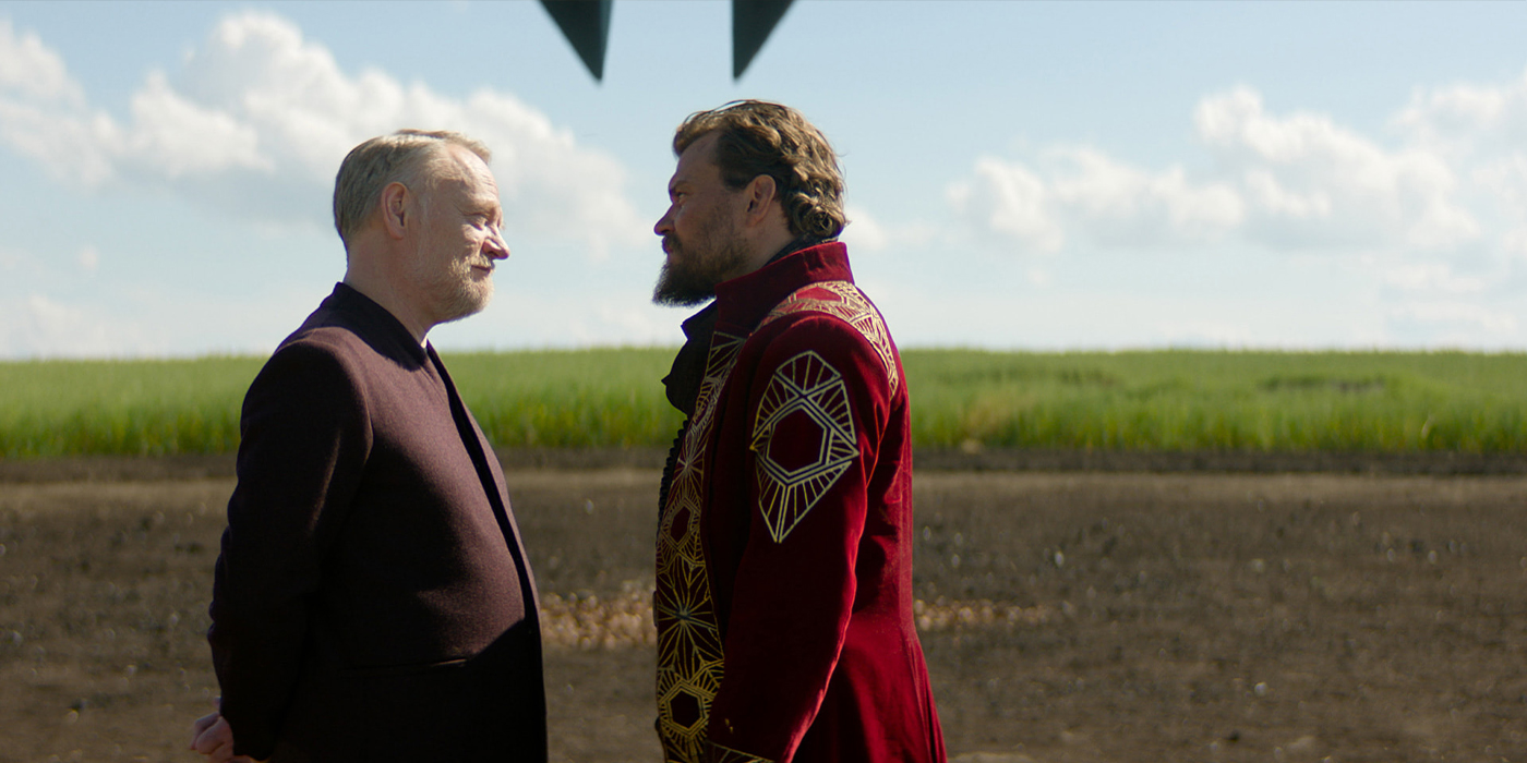 Jared Harris et Pilou Asbæk face à face dans Foundation.