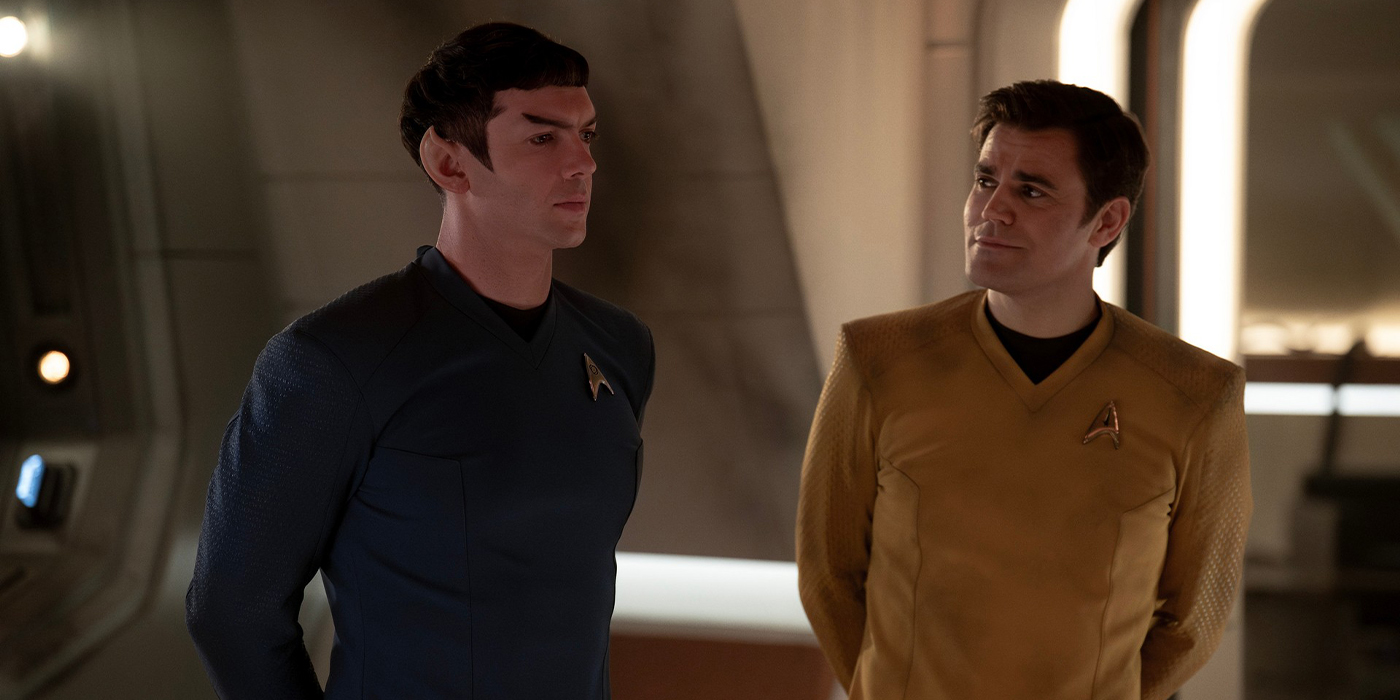 Ethan Peck dans le rôle de Spock et Paul Wesley dans celui de Kirk dans la saison 3, épisode 6 de Strange New Worlds.