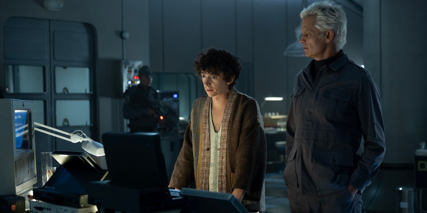 Samuel Blenkin et Timothy Olyphant dans l'épisode 7 d'Alien: Earth.