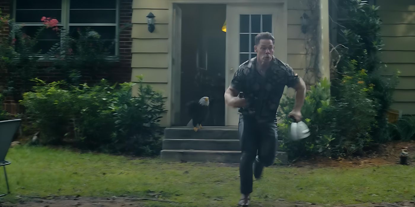 Chris Smith (John Cena) tente d'échapper à l'ARGUS.