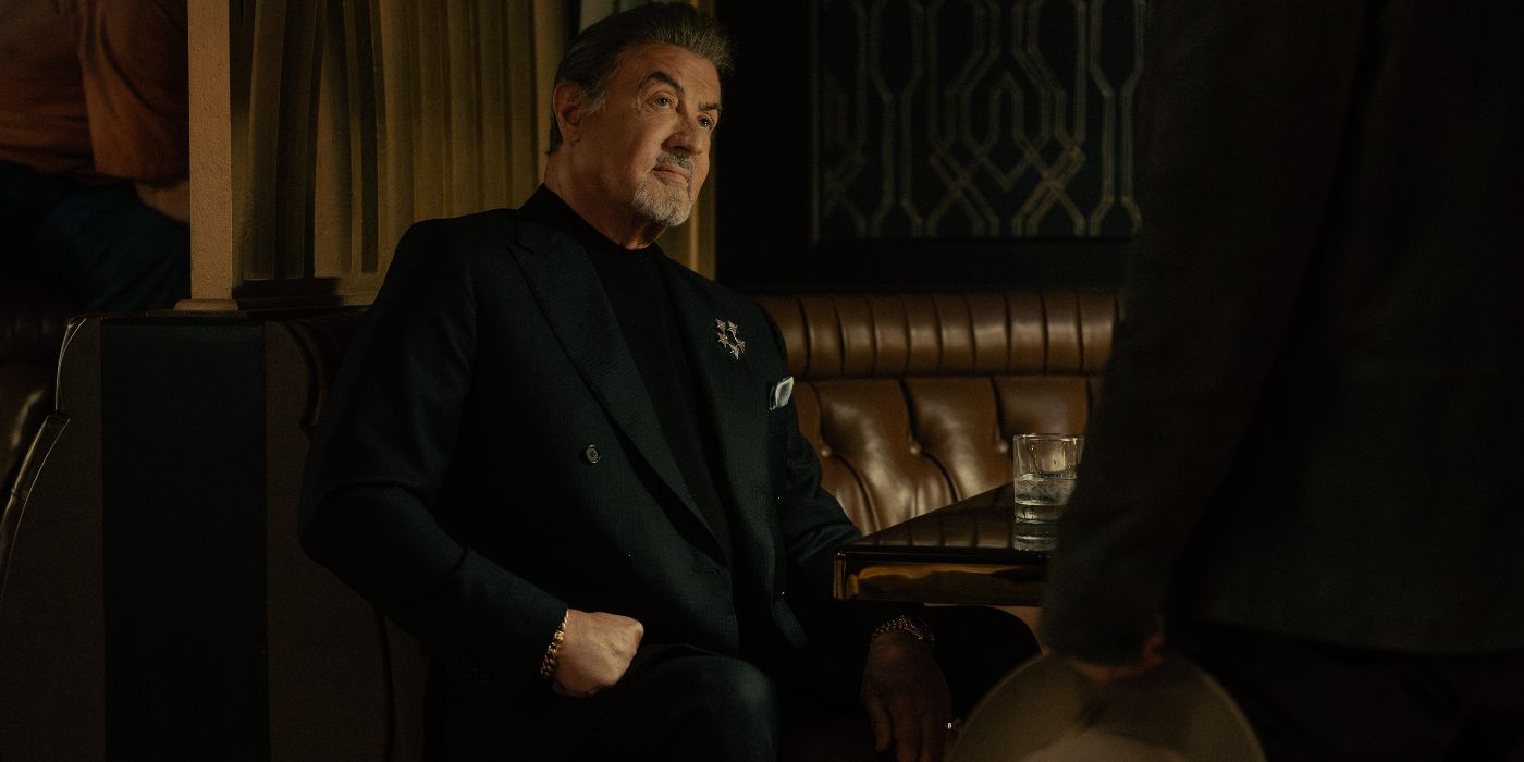 Dwight Manfredi (Sylvester Stallone) dans la saison 3 de Tulsa King.
