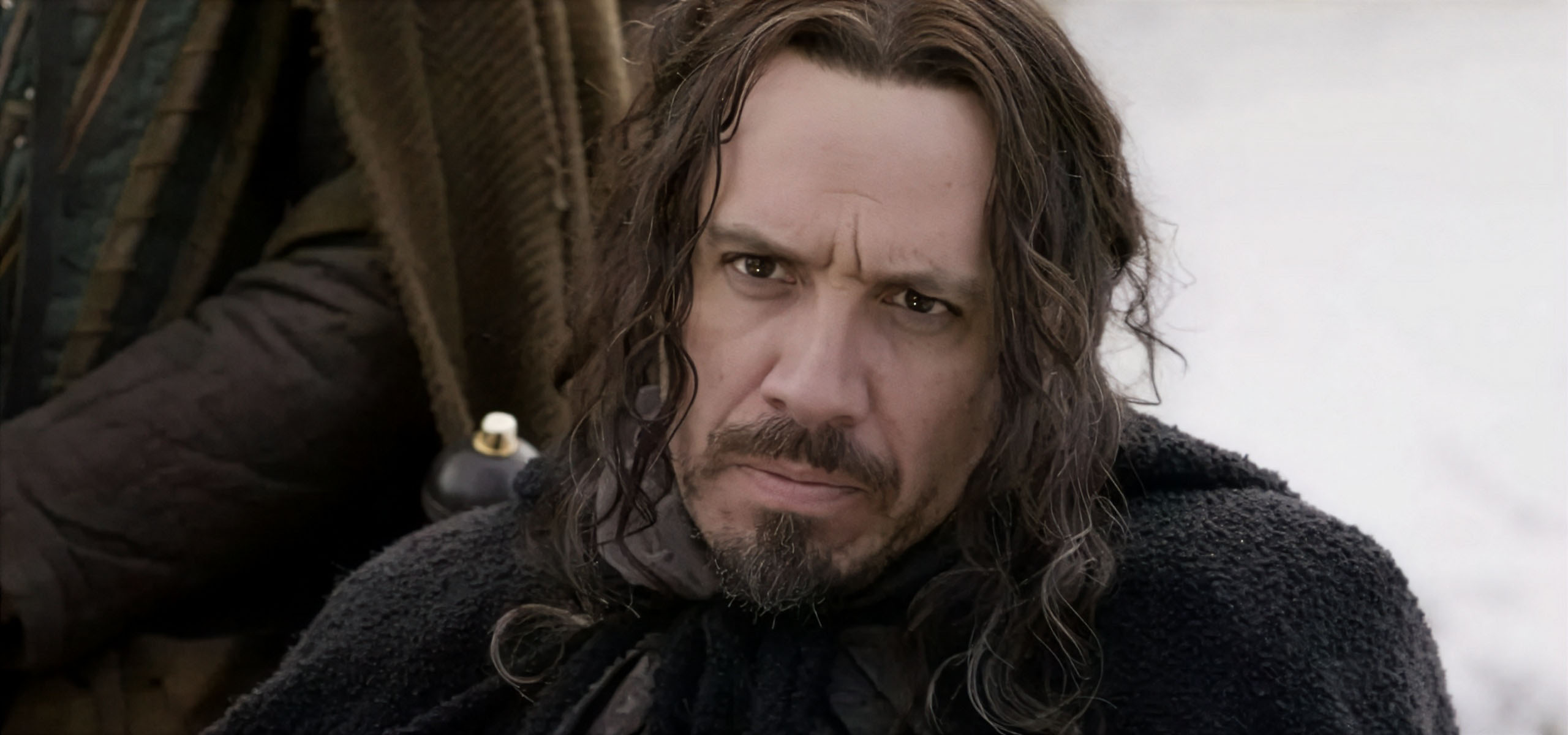 Alexandre Astier dans le rôle du Roi Arthur Pendragon dans Kaamelott - Premier Volet.