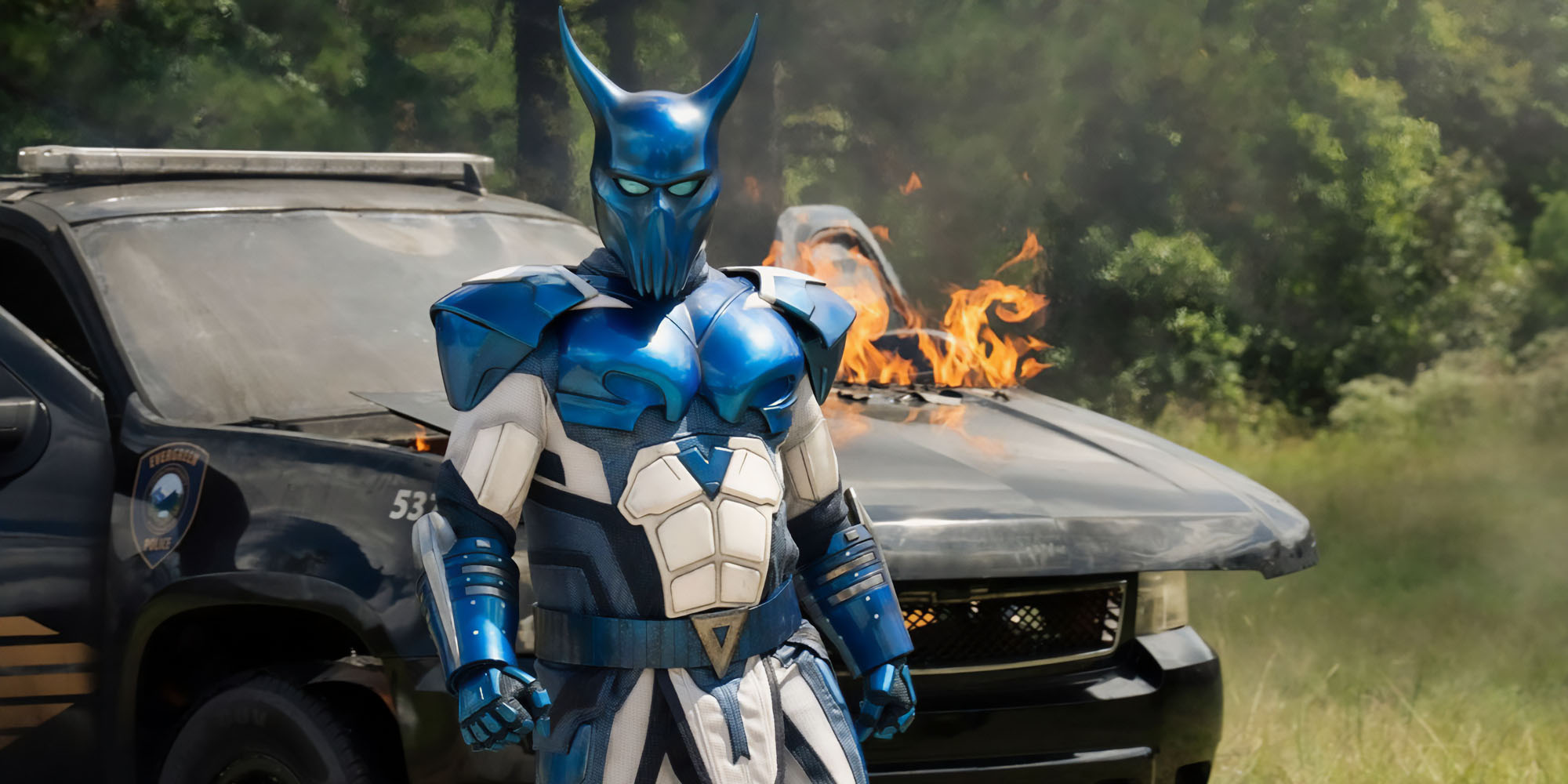 Robert Patrick dans le rôle d'Auggie Smith, alias Blue Dragon, sur la Terre-X.