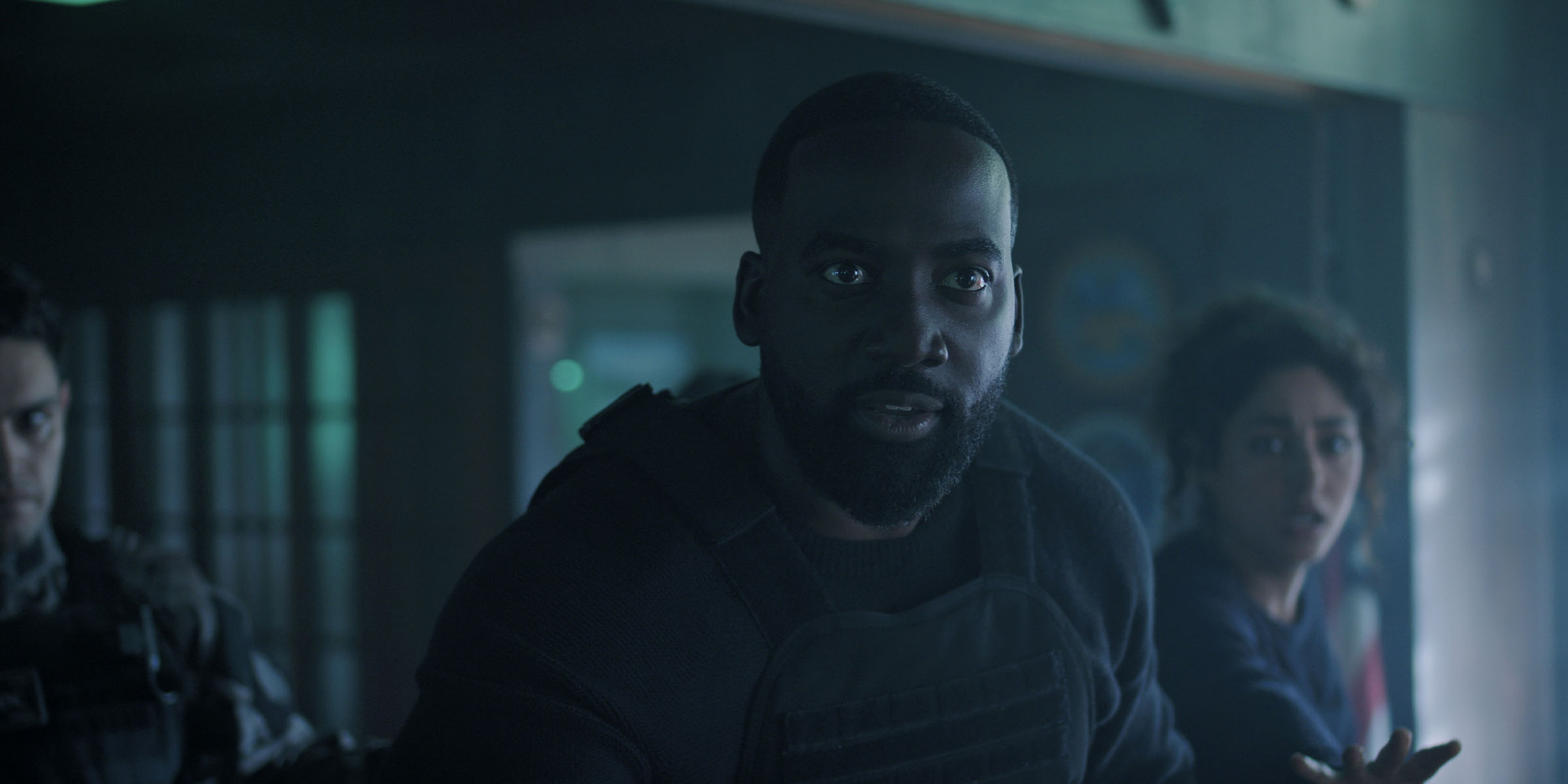 Trevante (Shamier Anderson) dans Invasion