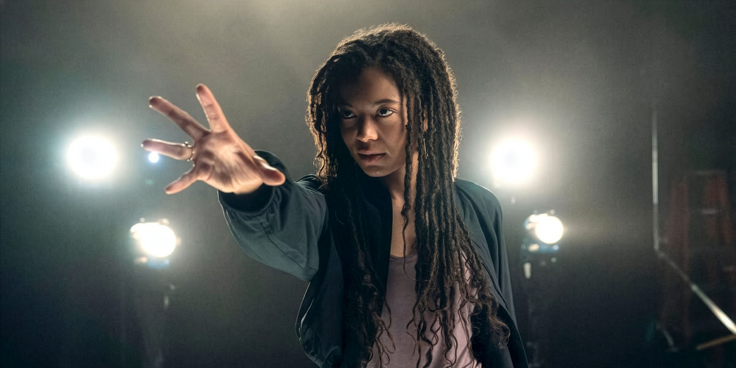 Marie (Jaz Sinclair) utilisant ses pouvoirs dans la saison 2 de Gen V.
