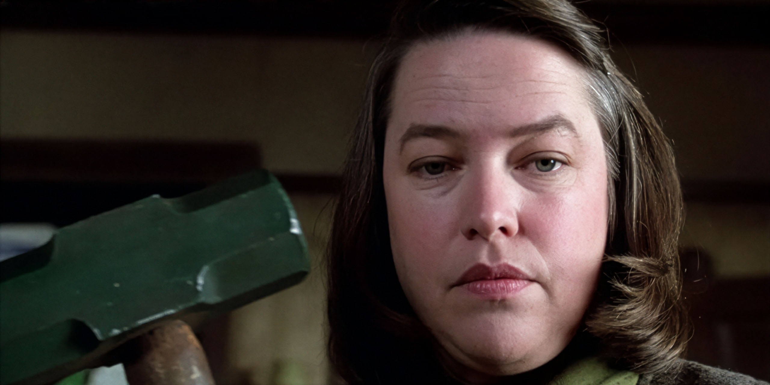 Annie Wilkes dans la célèbre adaptation du roman de Stephen King, Misery.
