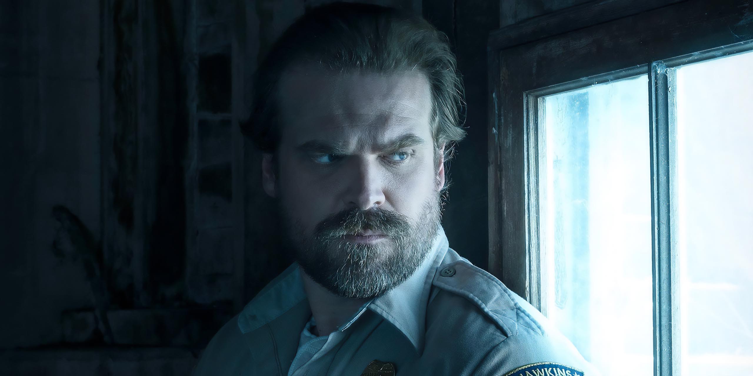 Jim Hopper (David Harbour) dans Stranger Things.