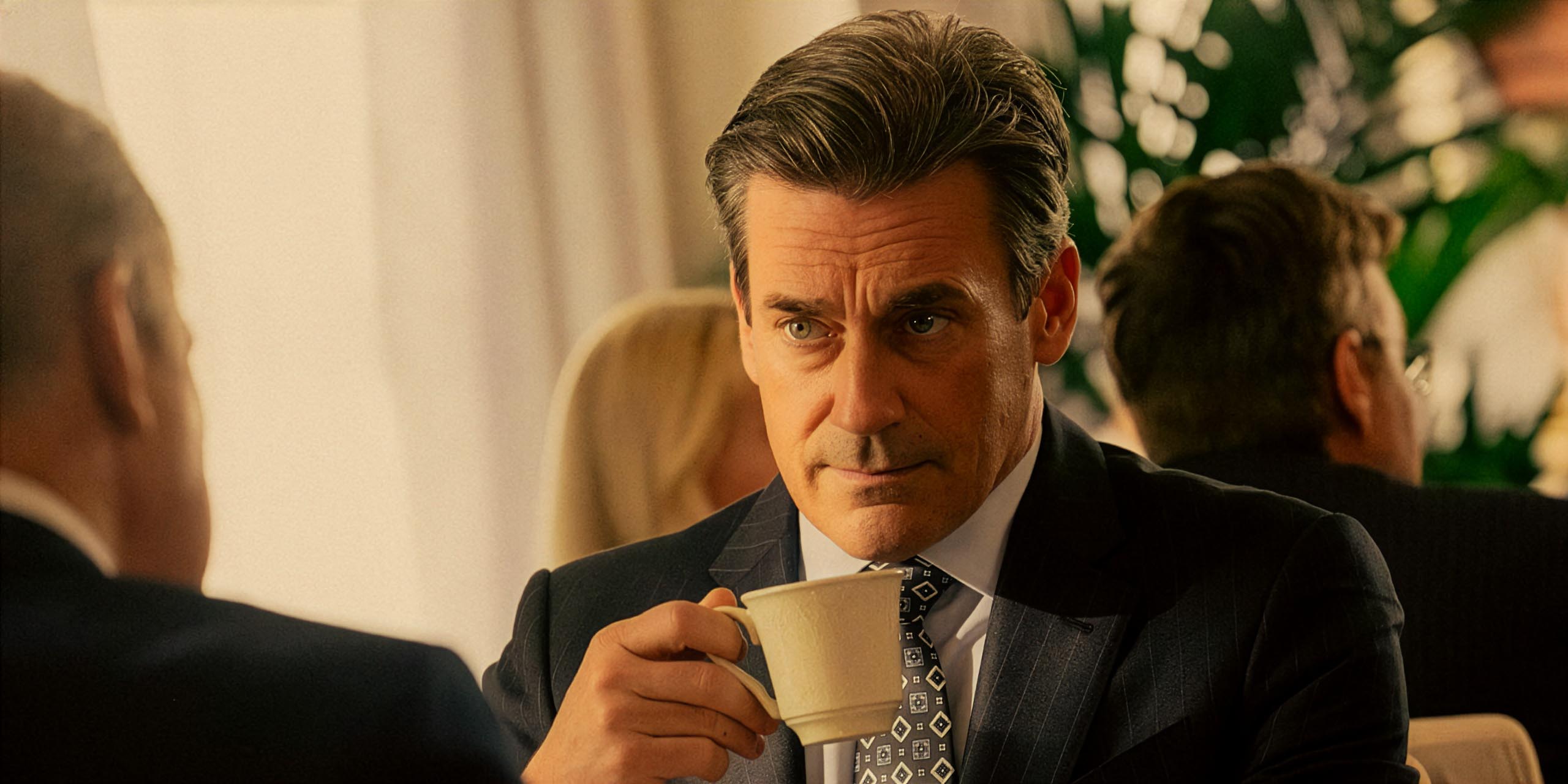 Monty Miller (Jon Hamm) dans la saison 1 de Landman.