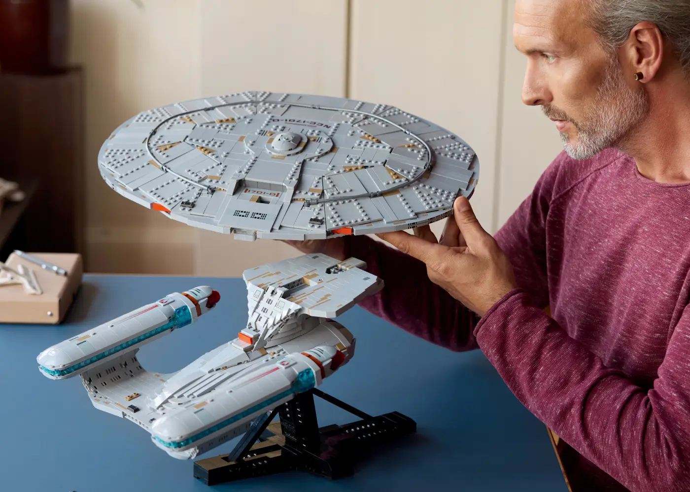 Vue détaillée du set LEGO Star Trek Enterprise D