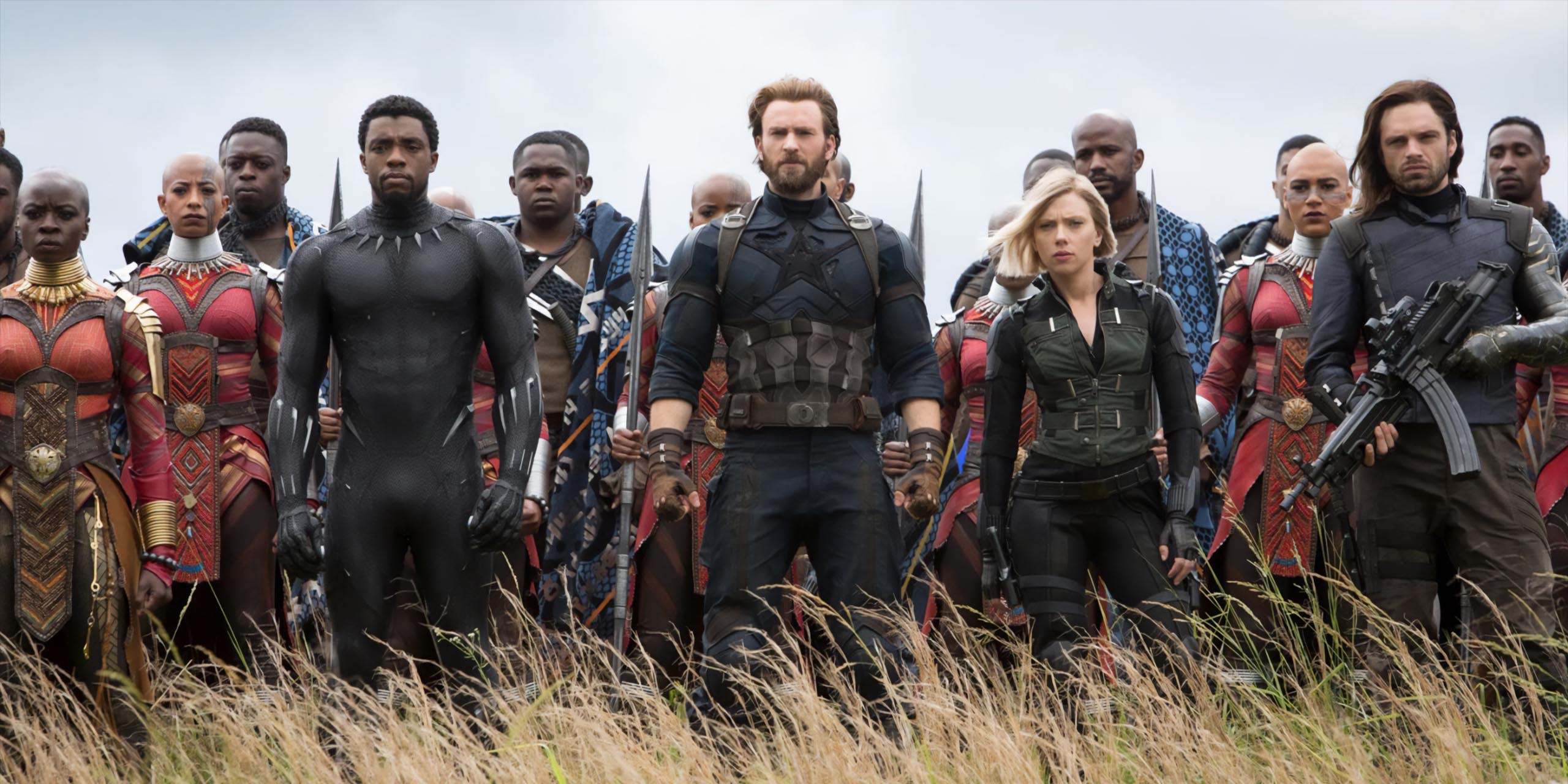 Les Avengers prêts à affronter l'armée de Thanos au Wakanda dans Avengers: Infinity War.