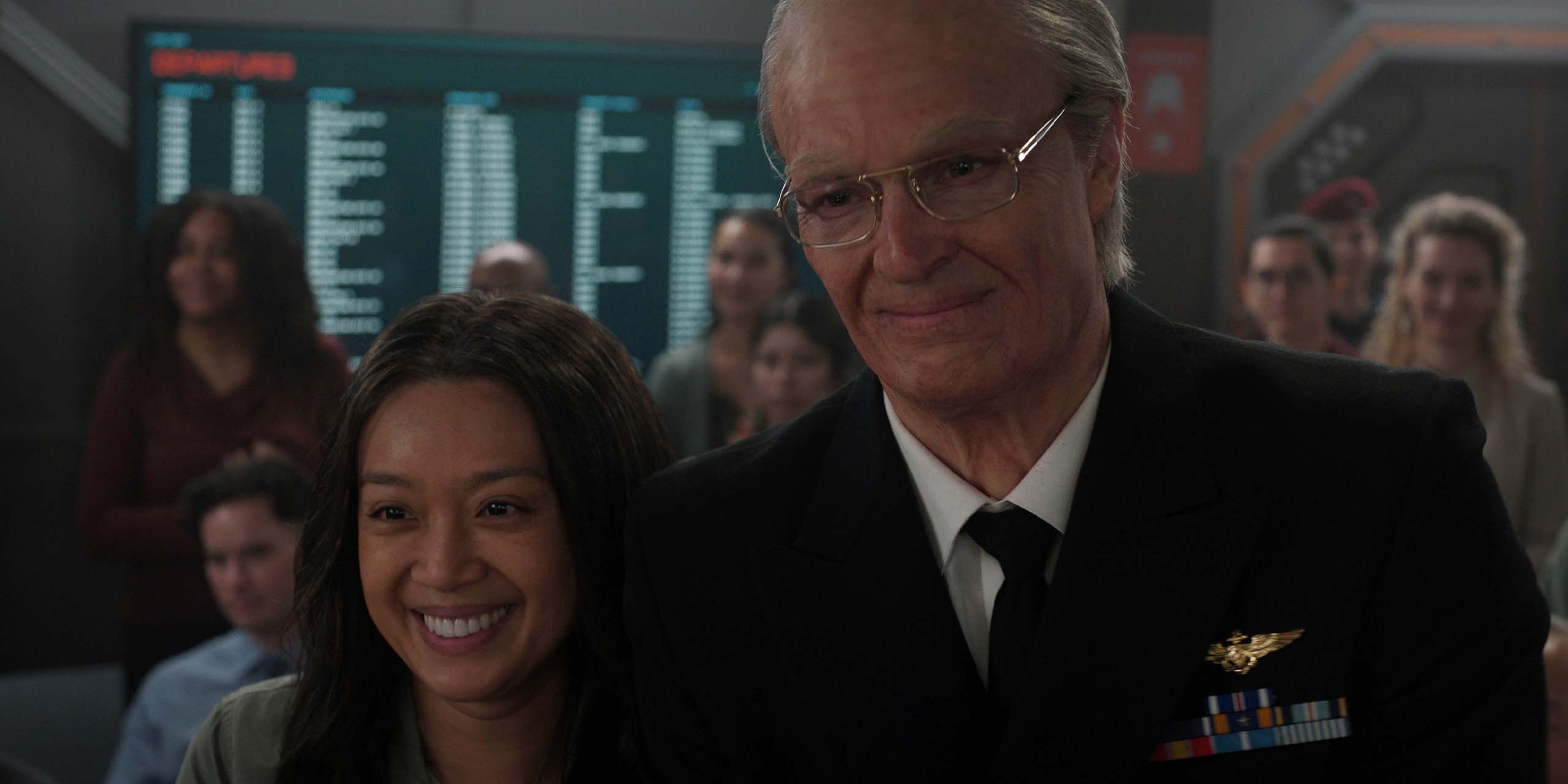 Kelly (Cynthy Wu) et Ed (Joel Kinnaman) dans la saison 5 de For All Mankind.