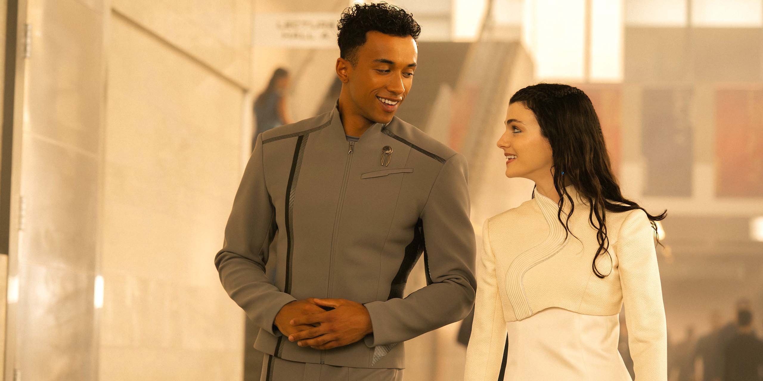 Caleb Mir et Tarima Sadal dans Star Trek: Starfleet Academy.