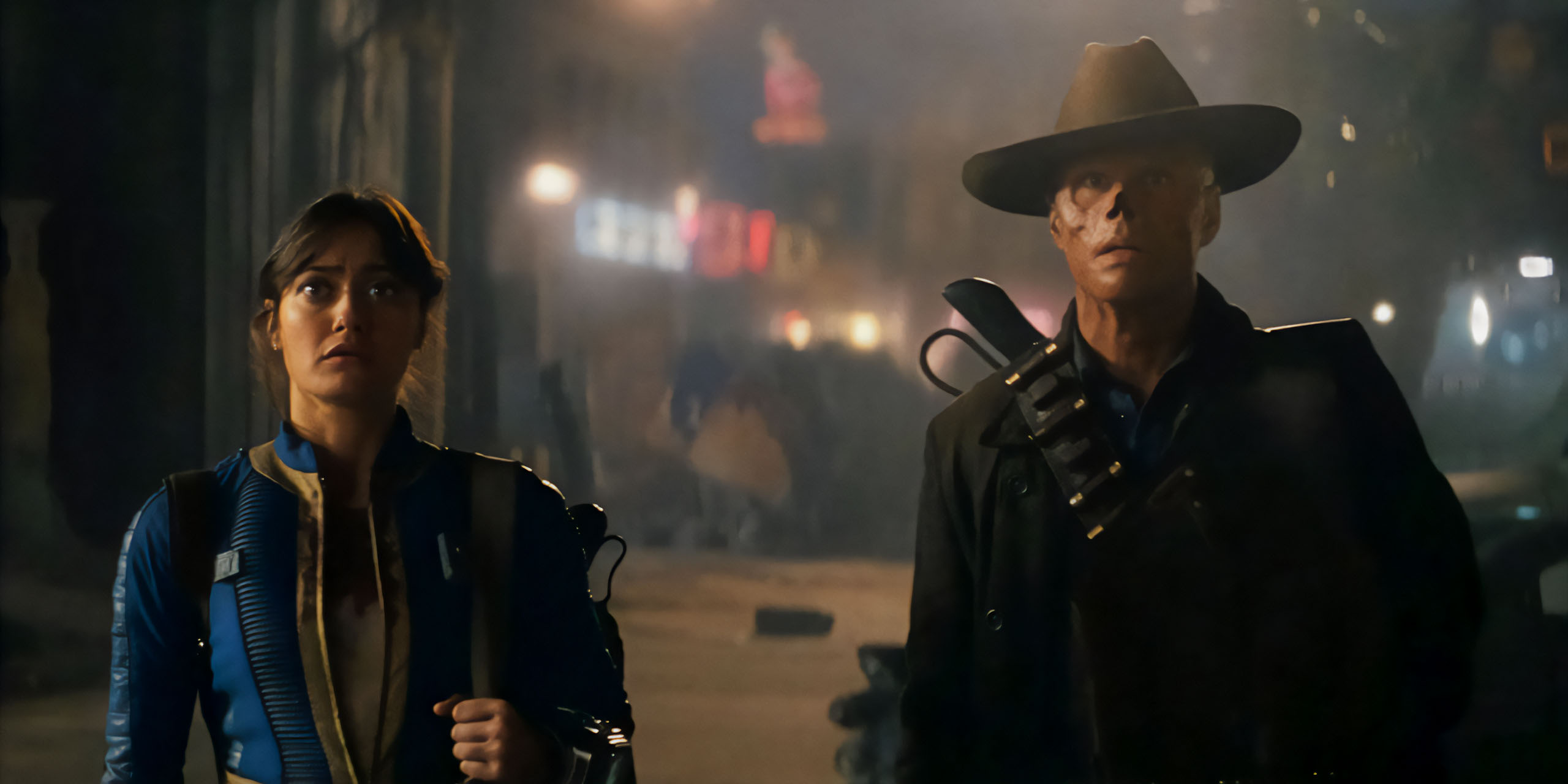Lucy et le Ghoul semblaient effrayés dans les rues de New Vegas la nuit dans Fallout