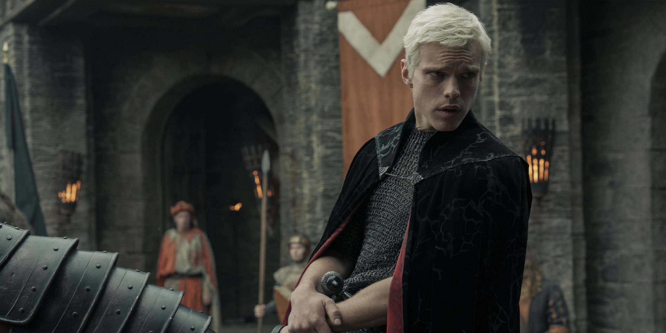 Finn Bennett dans le rôle d'Aerion Targaryen dans A Knight of the Seven Kingdoms.