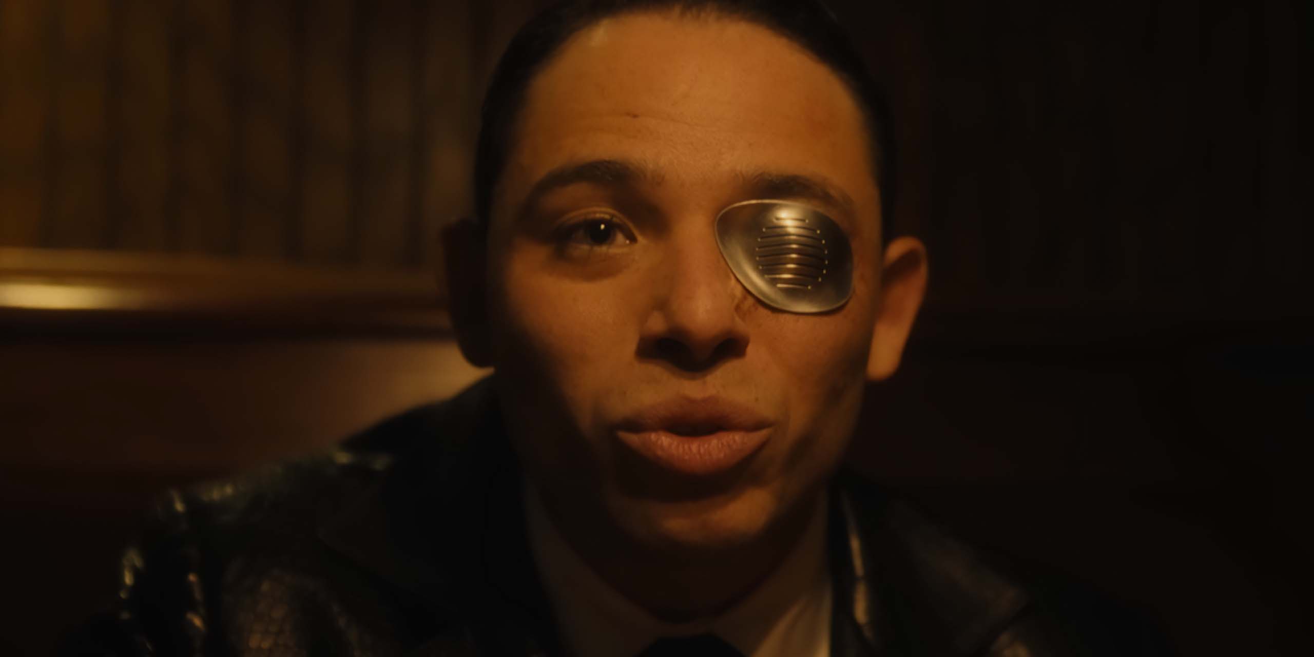 Antonio (Anthony Ramos) dans The Beauty.