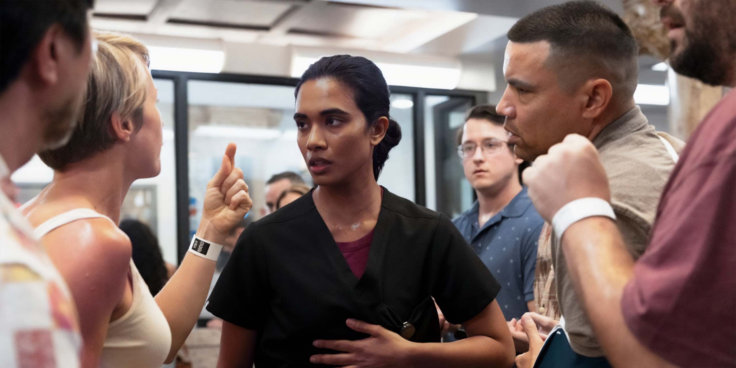 Supriya Ganesh dans The Pitt Saison 2 Épisode 10